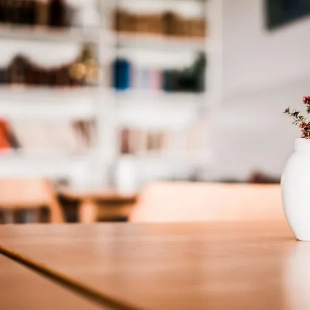 The Late Birds - Gay Urban Гостевой дом Лиссабон